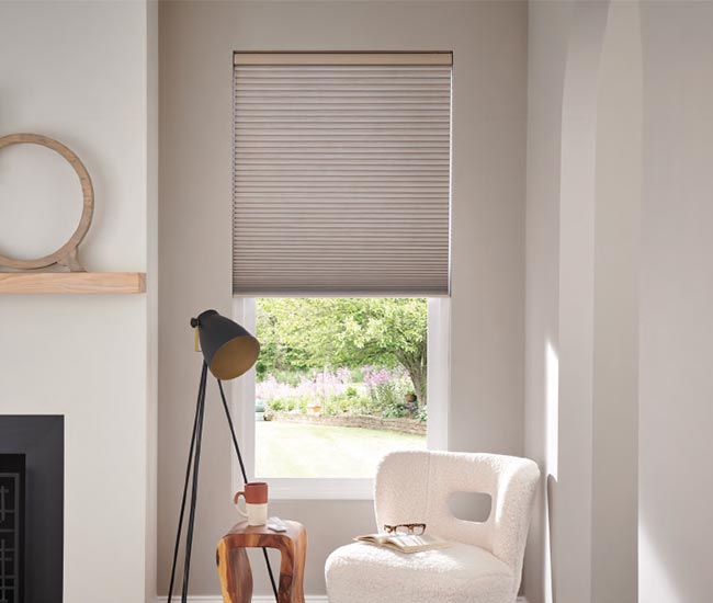 honeycomb-blinds-in-reading-room